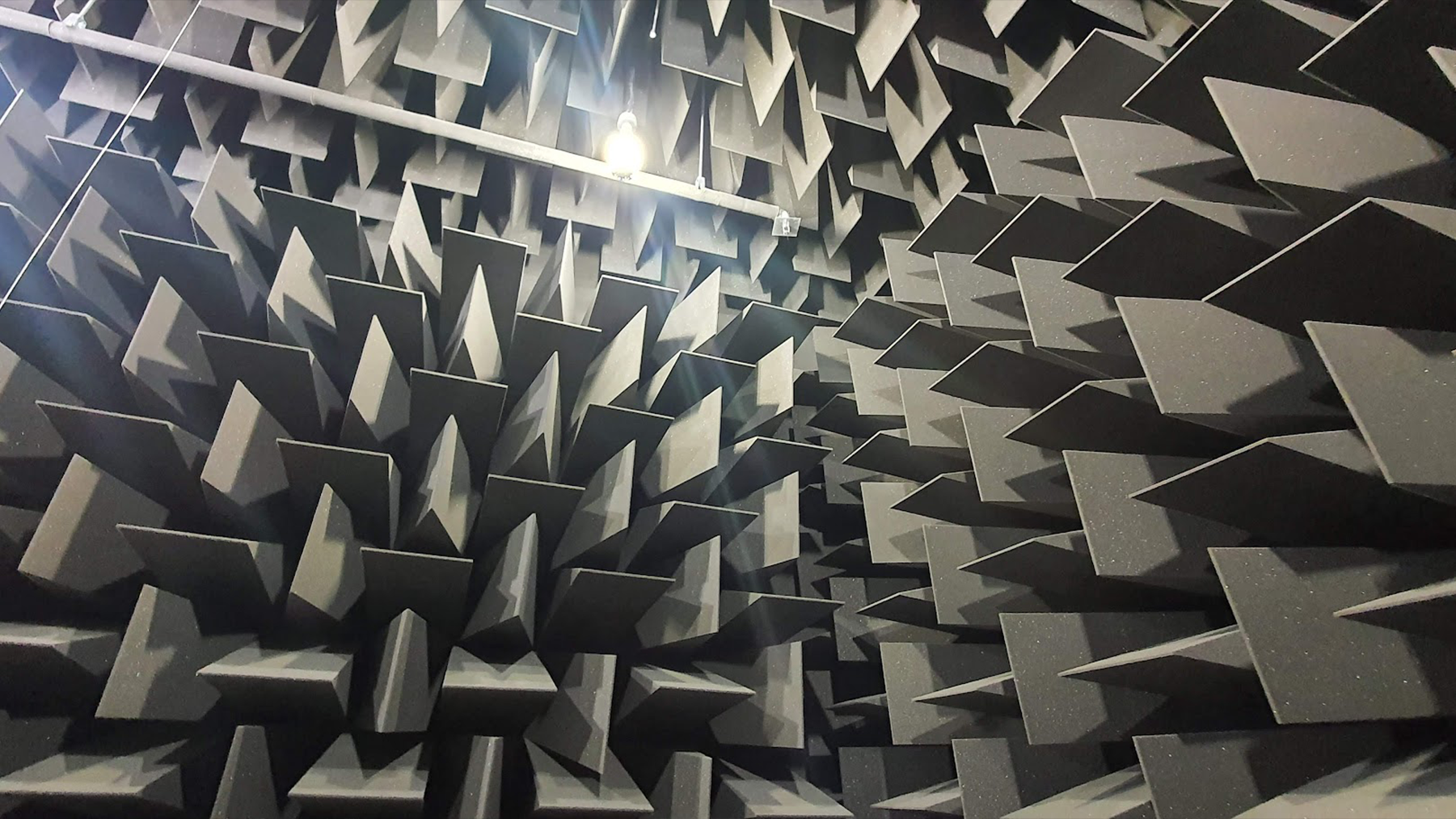 Acoustic Consultant Sydney - Anechoic Chamber, UTS TechLab